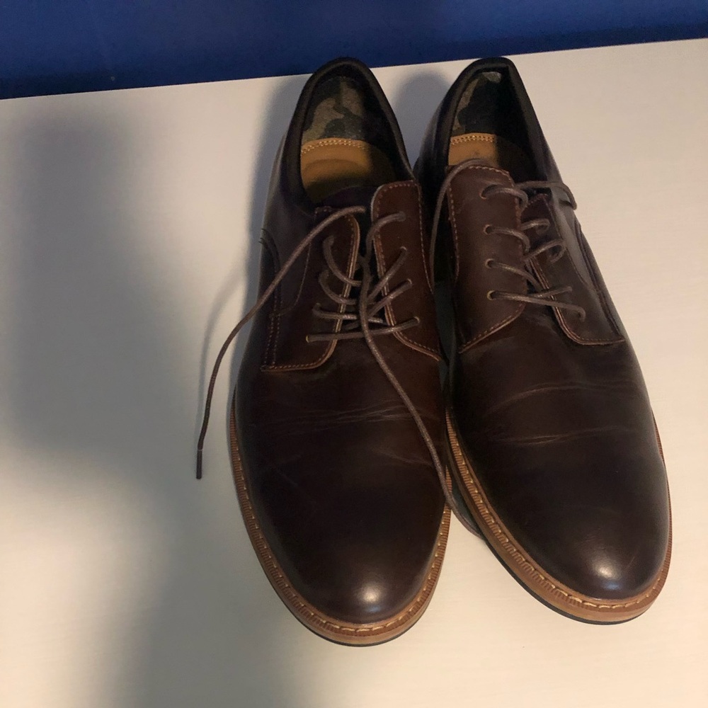 Gap men’s dress shoes size 11